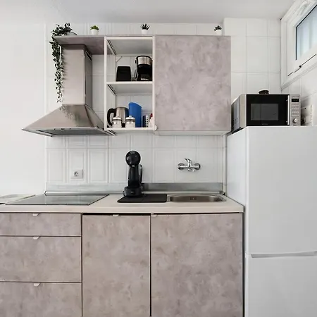 El Dorado 110 - Playa De Americas Апартаменты *